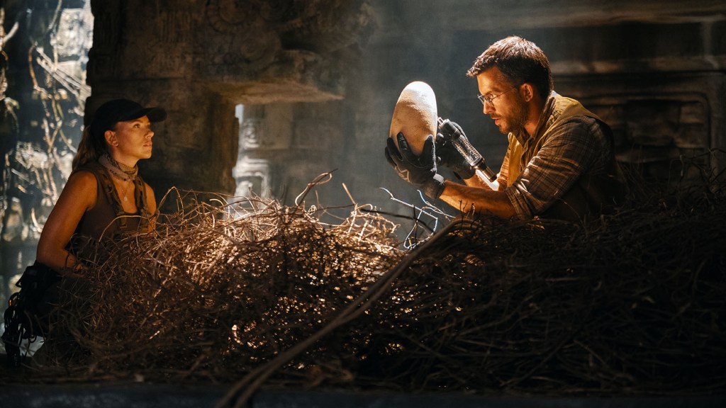 Scarlett Johansson and Jonathan Bailey in Jurassic World Rebirth